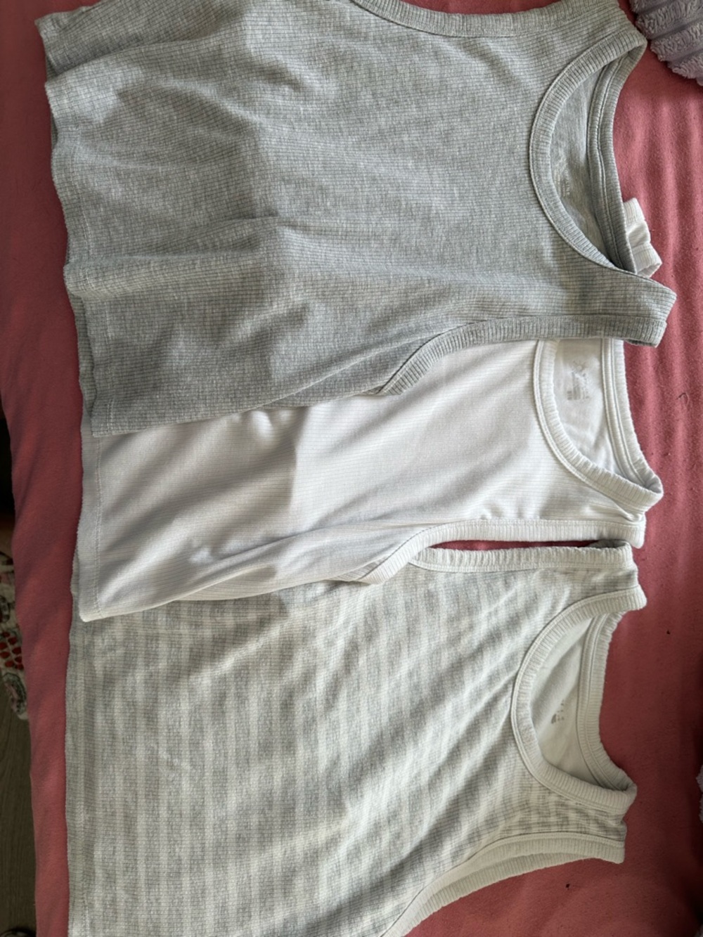 GUC Set of 3 medium aerie offline heavyweight cropped tank tops